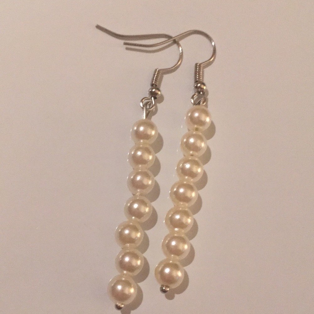 ⭐️2 for $15⭐️ Stunning Glass Pearl Drop Earrings